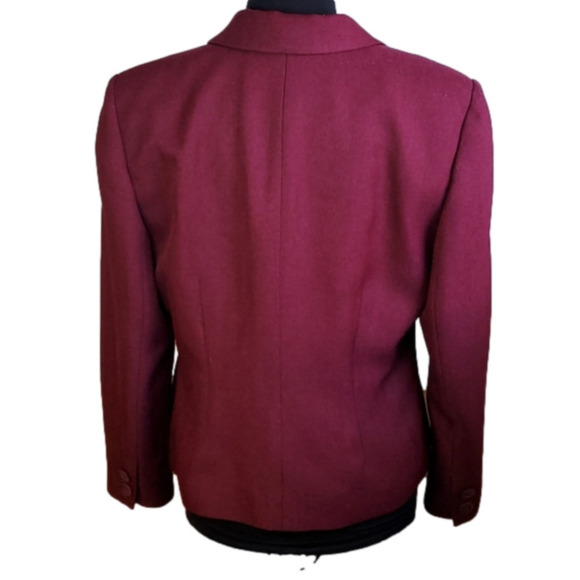 SAG Harbor Suit Petite Cranberry Red Blazer Size 12P - Picture 7 of 15